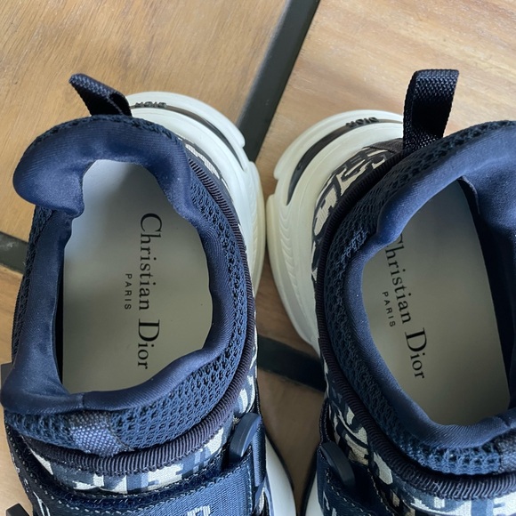 Women’s Authentic Dior Vibe Gray  &  Blue - Picture 6 of 7